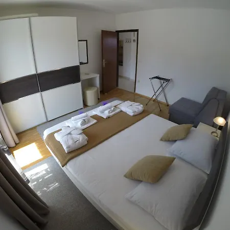 A. Zizic Casa vacanze *